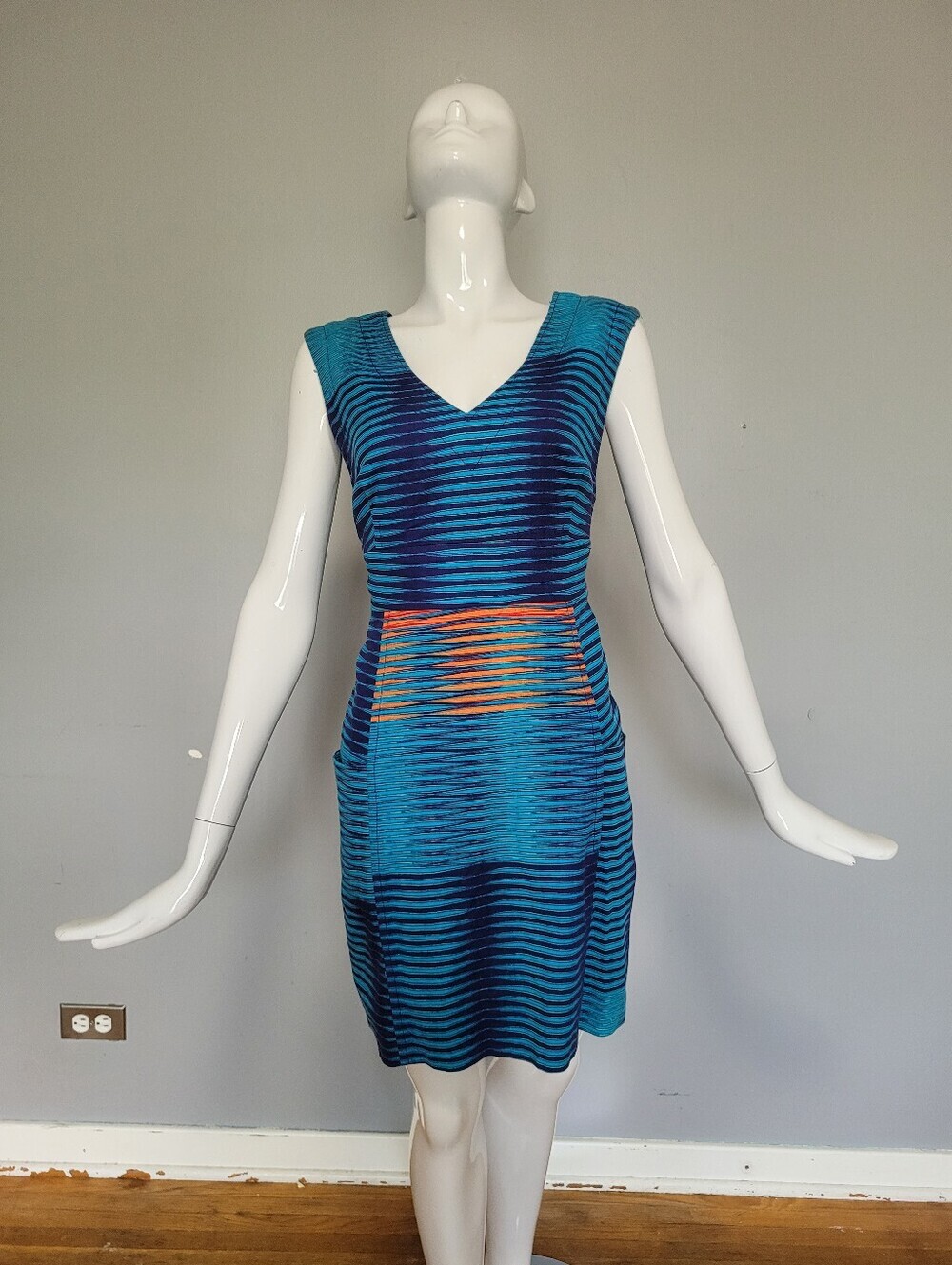 Anthropologie Plenty By Tracy Reese Striped V-Neck Mini Sheath Dress, Sz 8 - Picture 2 of 8